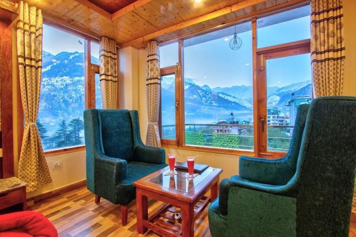 Hotel Mountain Face Manāli Buitenkant foto