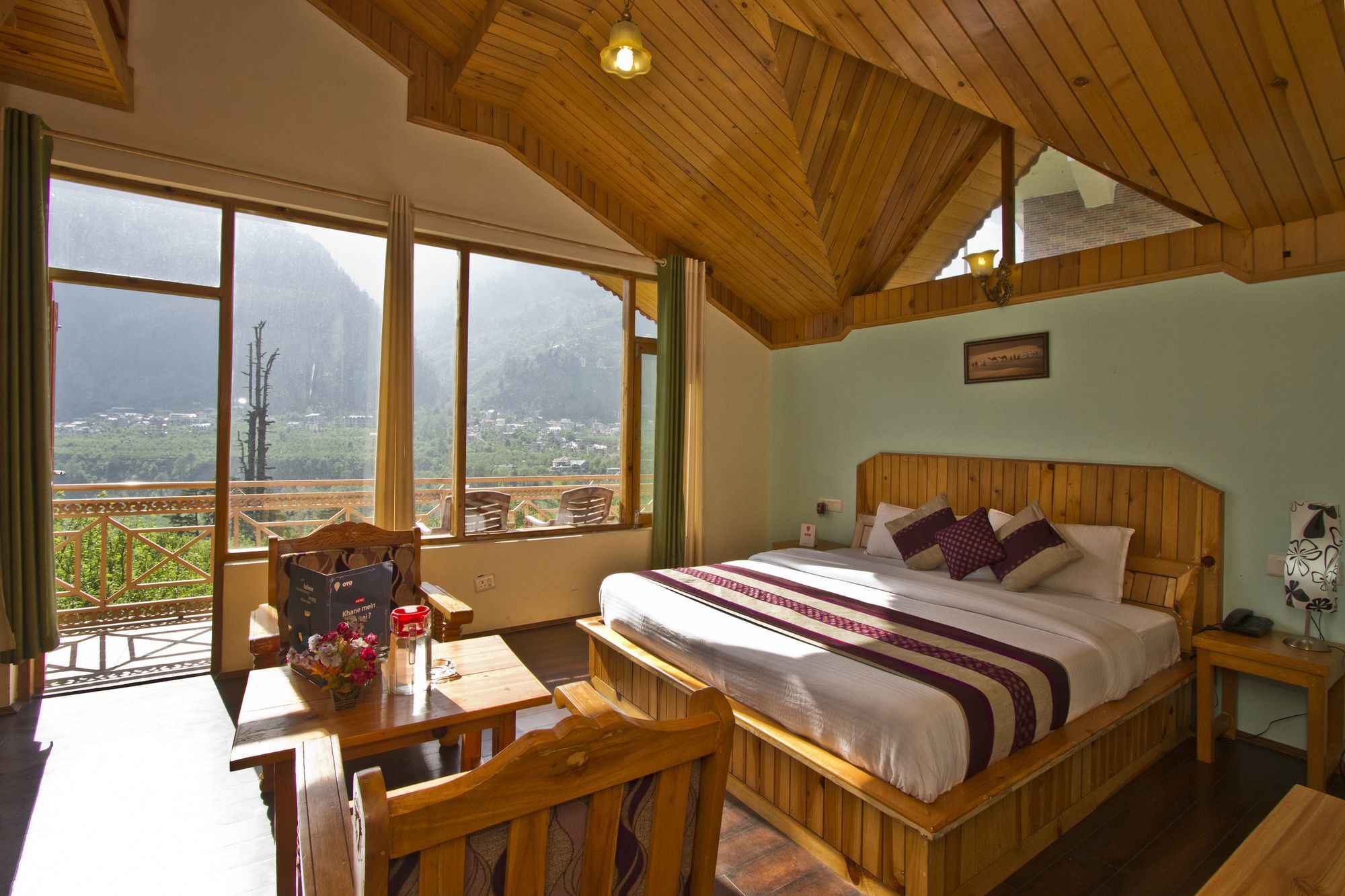 Hotel Mountain Face Manāli Buitenkant foto